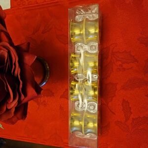 New set of 8 Gold napkin rings